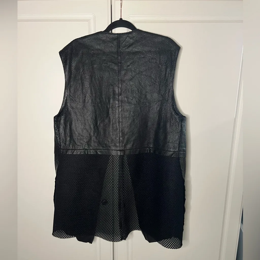 Elie Tahari 100% Leather Micro-perforation Mesh motorcycle vest - Image 14