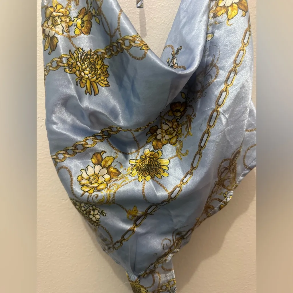 J for Justify Blue and Gold tie back handkerchief top - Image 4