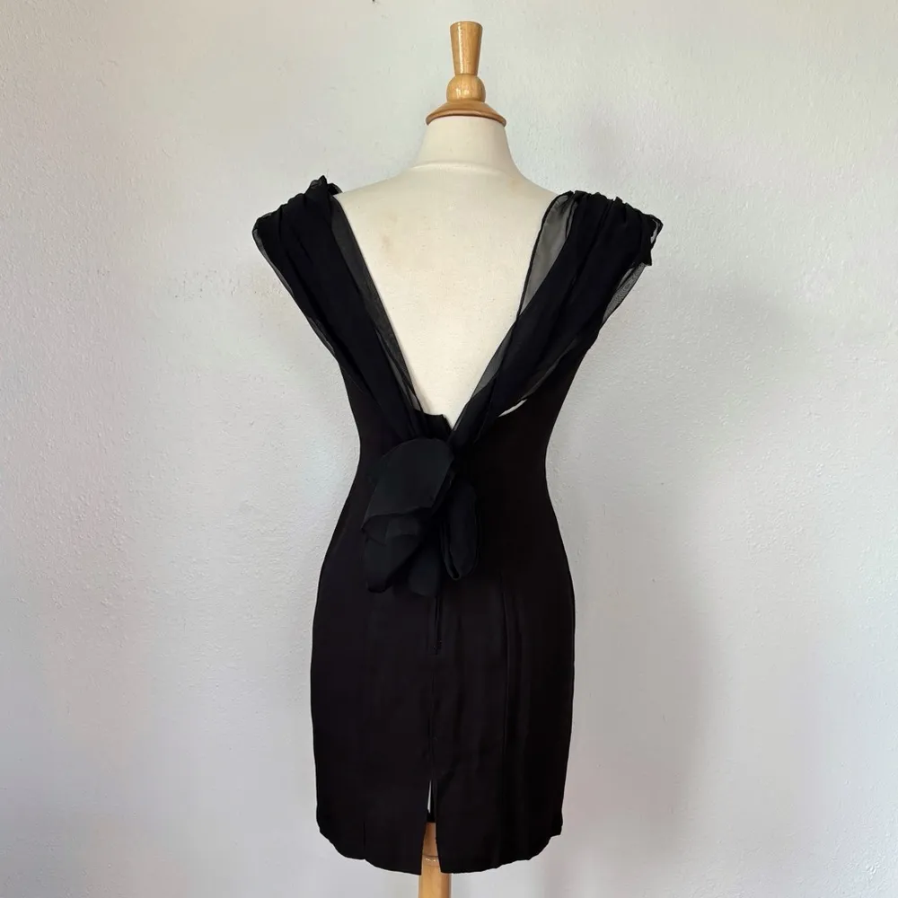 Scarlett Black Sleeveless Cocktail Gown - Image 14
