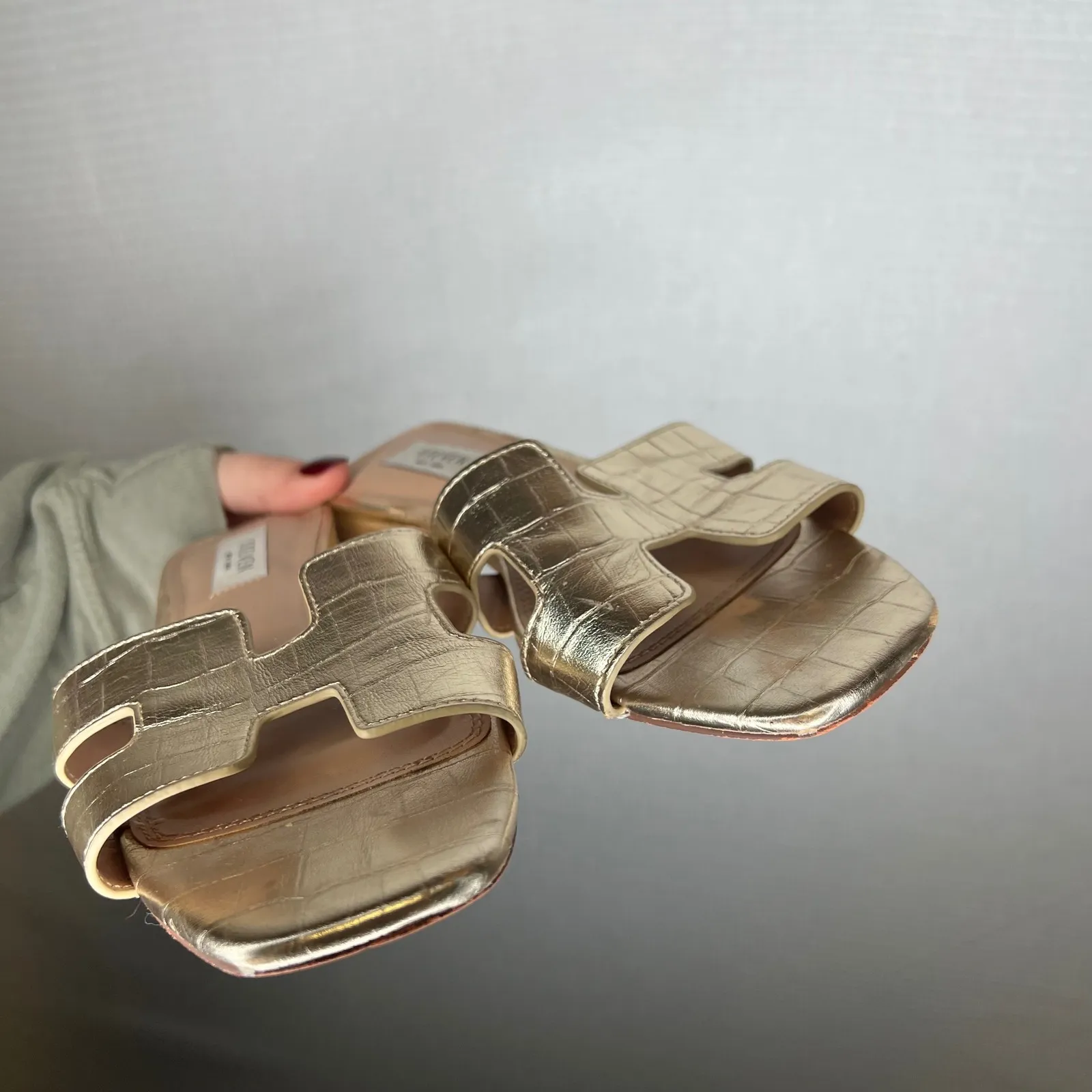 STEVEN NEW YORK Harlien Gold Croc Embossed Slip On Slide Sandal Women's Size 7.5 - Image 4