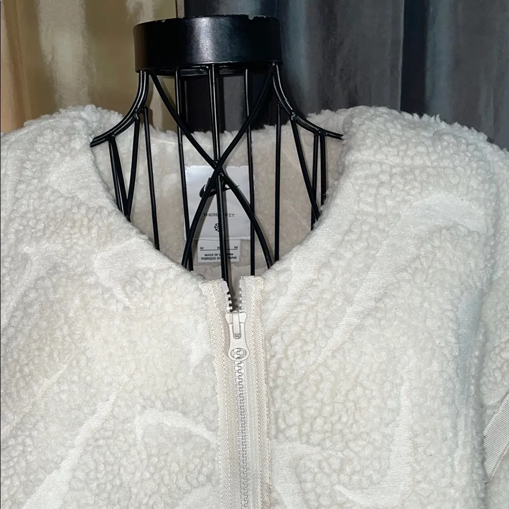 Women's White Faux Fur Coat - Image 4