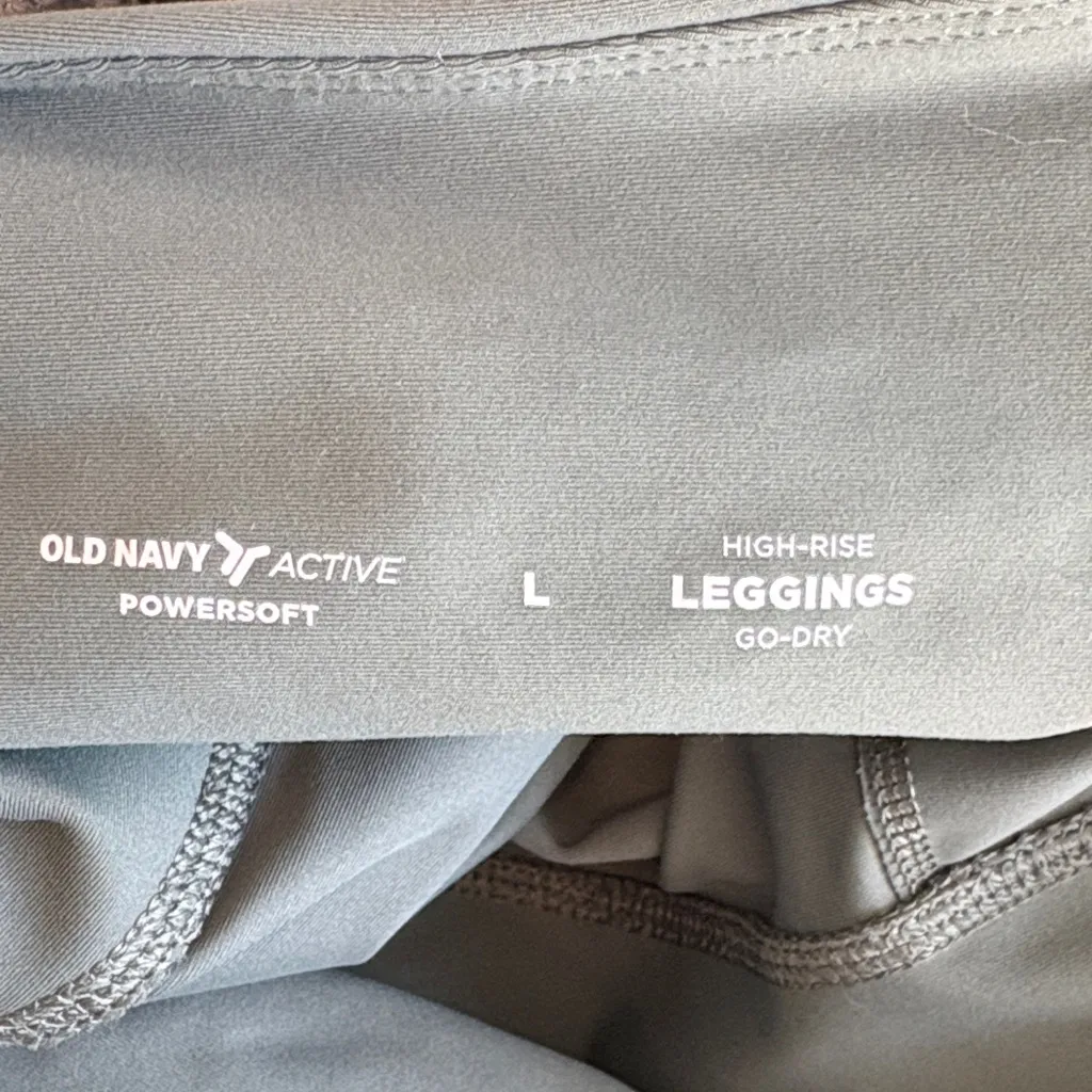 Old Navy Active Powersoft High Rise Cargo Leggings - Image 4