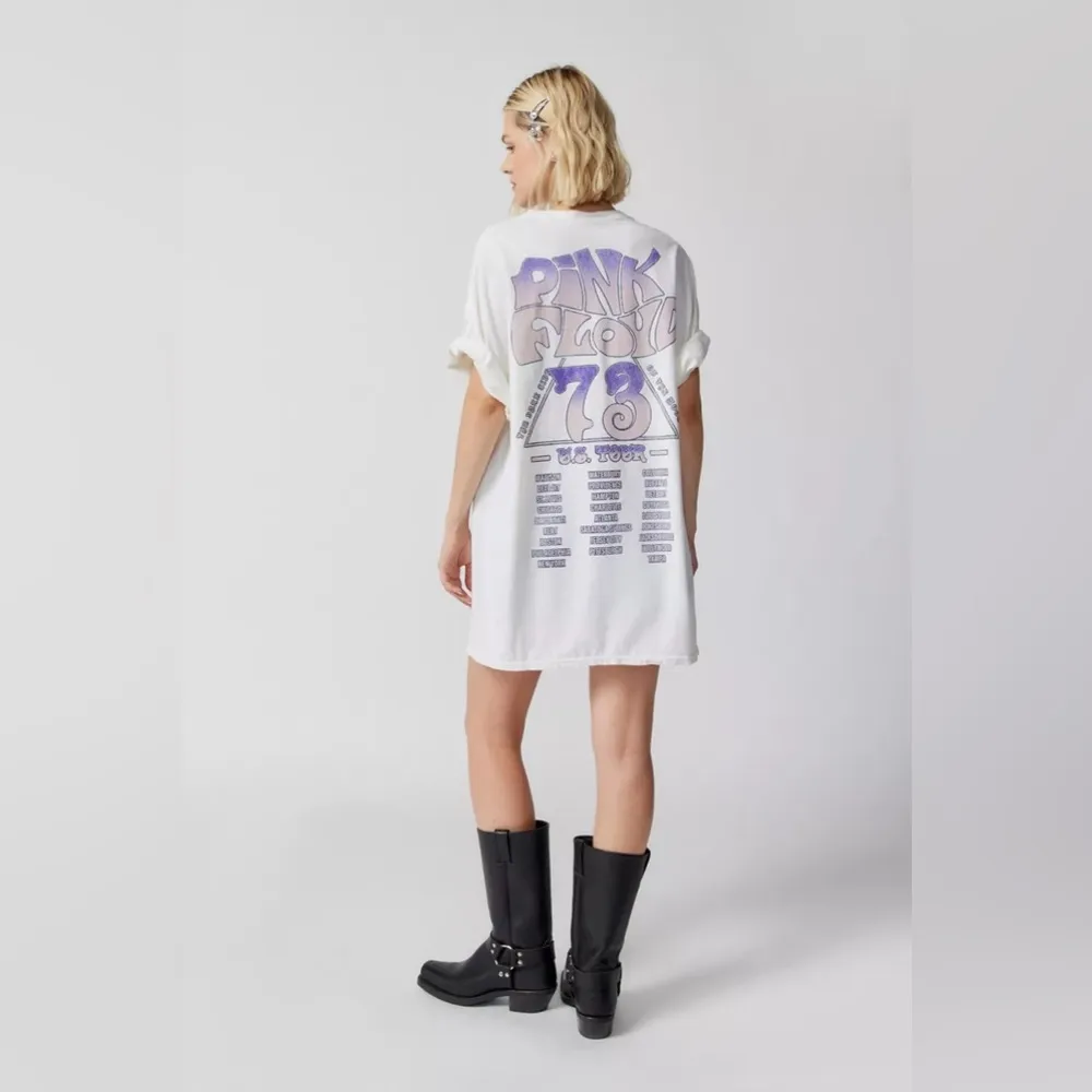 UO Pink Floyd Tour Poster Oversized T-Shirt Dress - Image 4