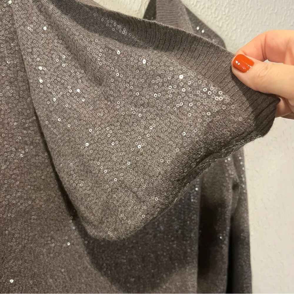 Alice & Olivia Brown Taupe Sequin Hooded Cardigan size large - Image 14