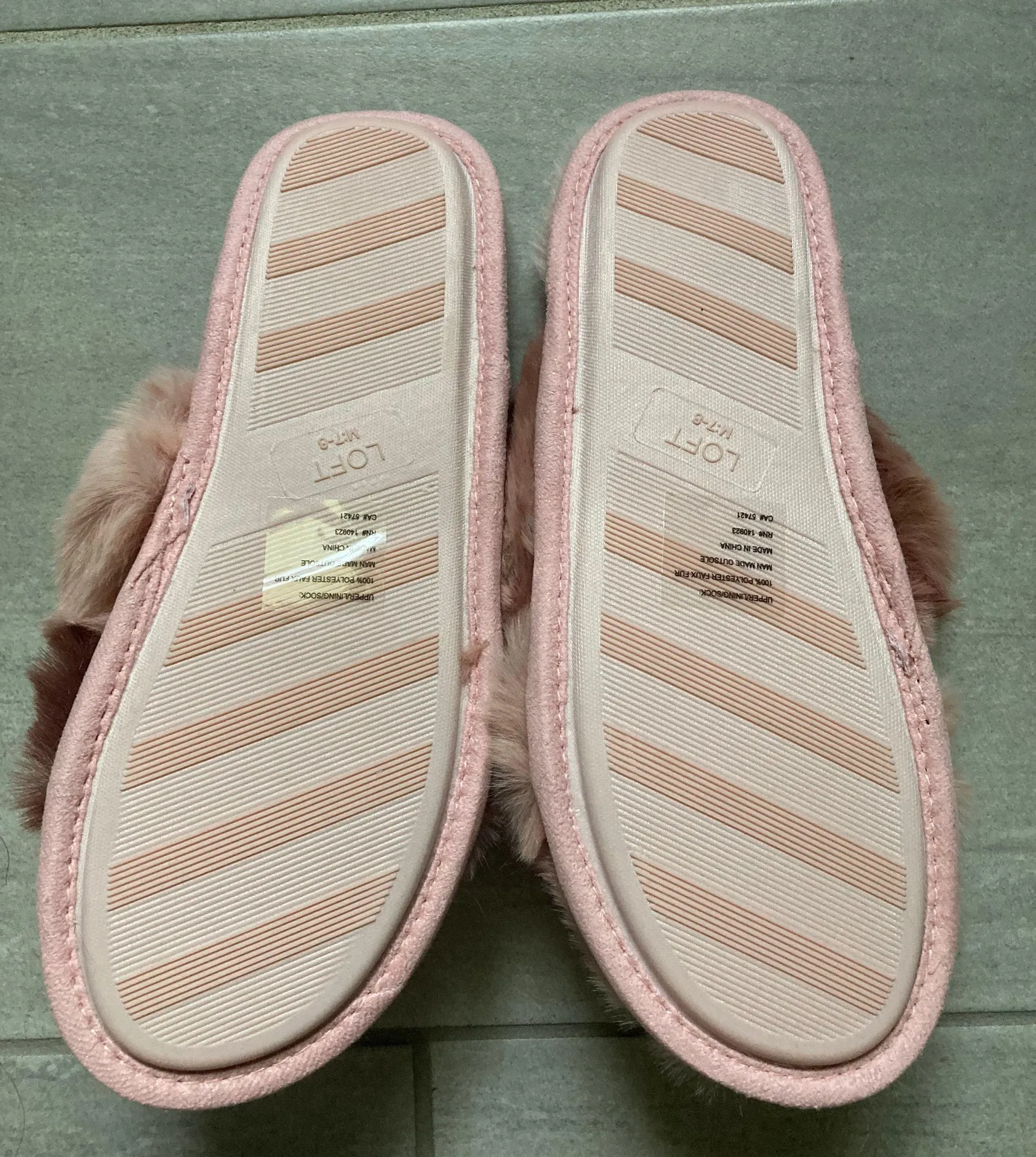 Fuzzy Pink Slippers - Image 4