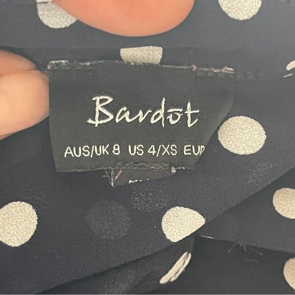 BARDOT | Navy Blue Polka Dot Open Back Sheer Button Down Blouse Sz 4 - Image 7