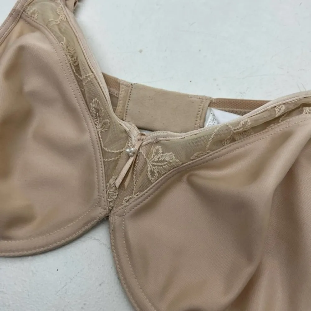 Wacoal nude beige tan underwire basic bra non molded cups size 34C - Image 2