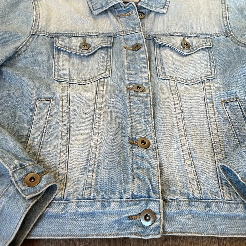 Forever 21 Crop jean jacket light wash denim studded 90’s Y2K women’s size S - Image 13