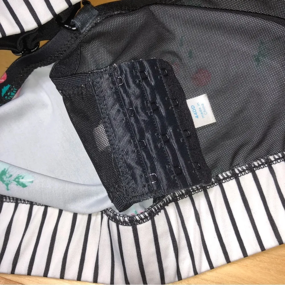 Swim By Cacique Black and Red Bikini Top Cherry Print Size 44DD - Image 8