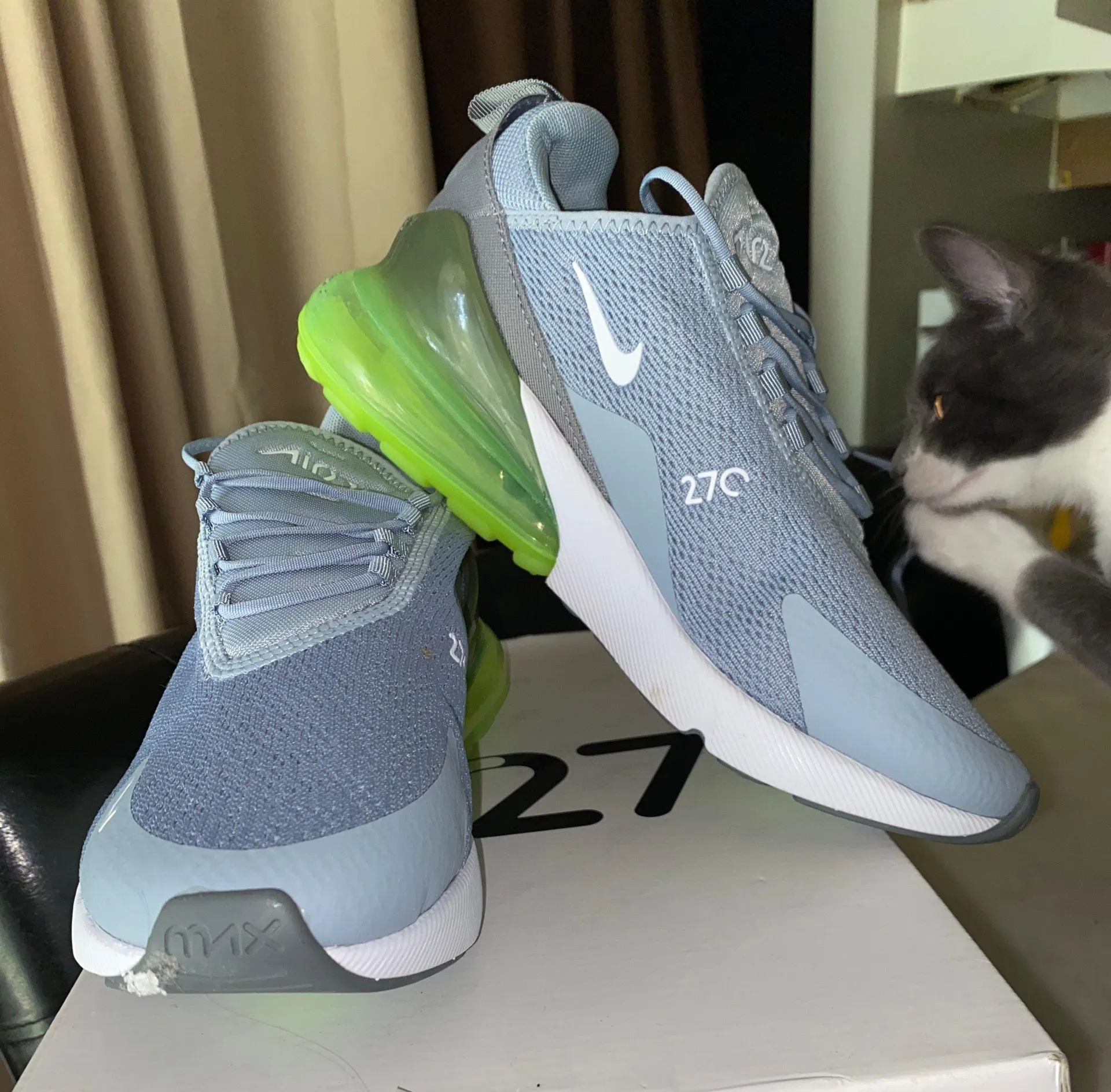 Nike Air Max 270 - Image 2