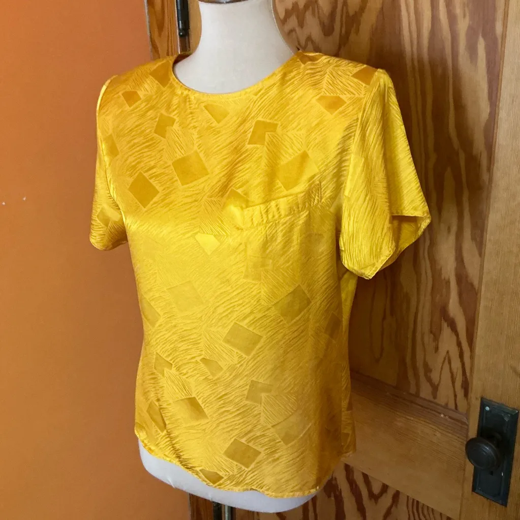 Vintage 80s gold silk squares blouse - Image 6
