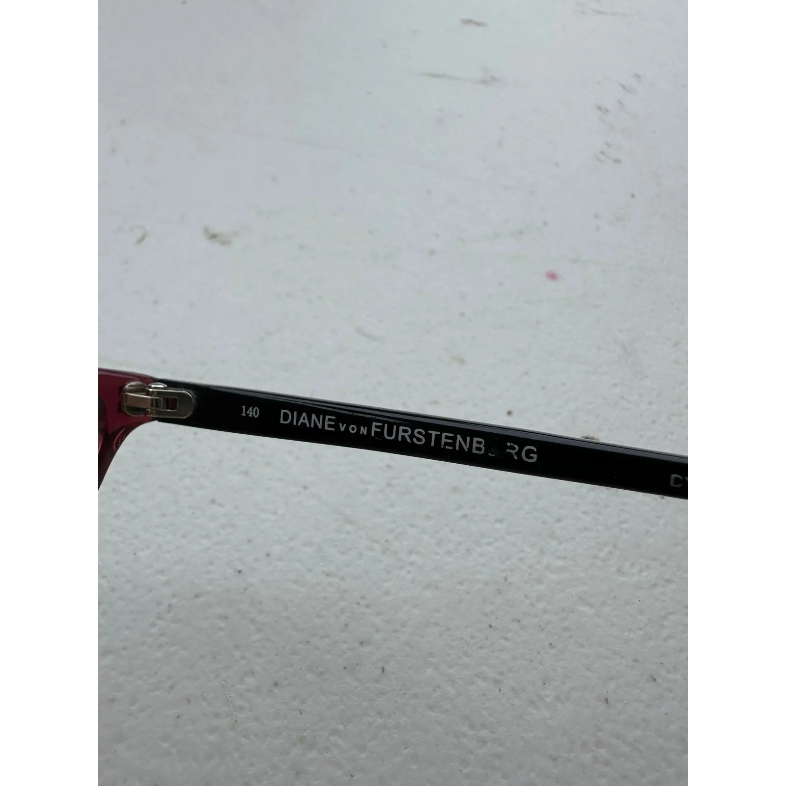 Diane Von Furstenburg Subtle Cat-Eye Rectangle Frame Graphic Temple Eyeglasses - Image 3