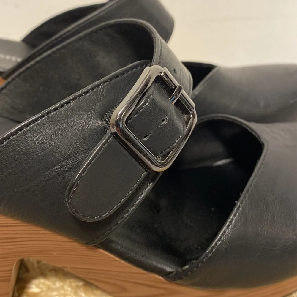 Pierre Dumas womens black clogs shoes size 8 - Image 4