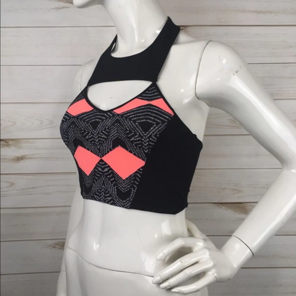 2B Bebe Cutout Cropped Halter Top Black Size XS - Image 3