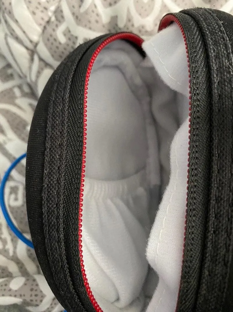 Solo HD beats Headphones  - Image 2