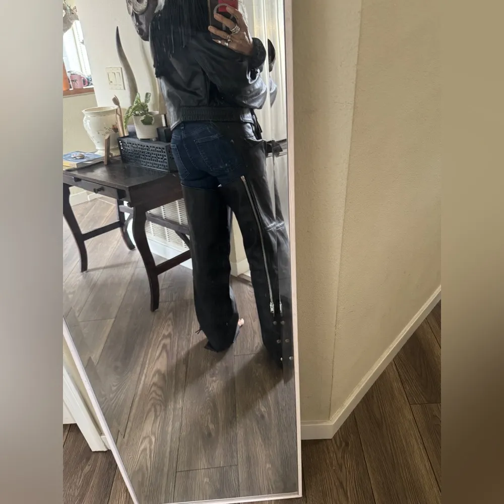 Black leather chaps made in the USA SIZE SMALL Size L - Image 10