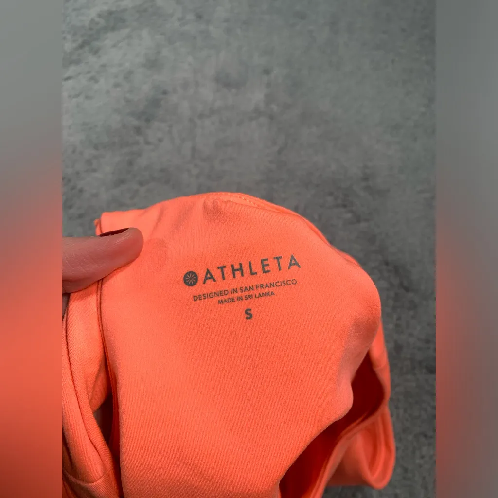 Athleta coral cropped Tank Top small - Image 7
