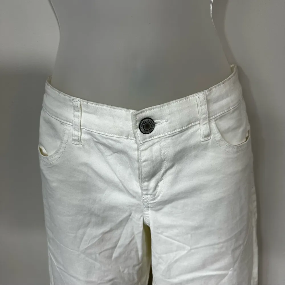 American Eagle White Jeans in Size 10 - Image 2