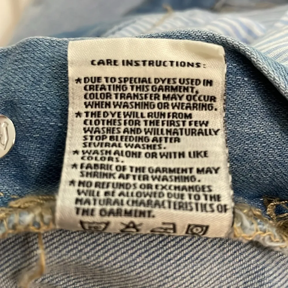 Wax Jean Distressed Blue Denim Overall Shorts Womens Size 1X Light Wash NEW - Image 11