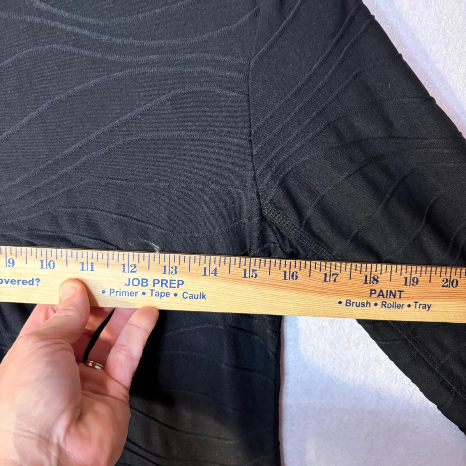 Title Nine Black Textured Ruched Quarter Zip Hoodie Jacket Thumbholes M - Image 8