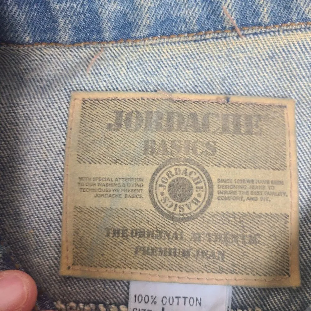 Vintage Jordache Denim Jacket  Embellished Sequined Acid Wash Parrot Design Sz L - Image 4