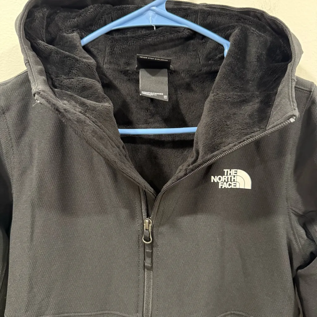 The North Face Black Softshell Jacket Size XS EUC - Image 4