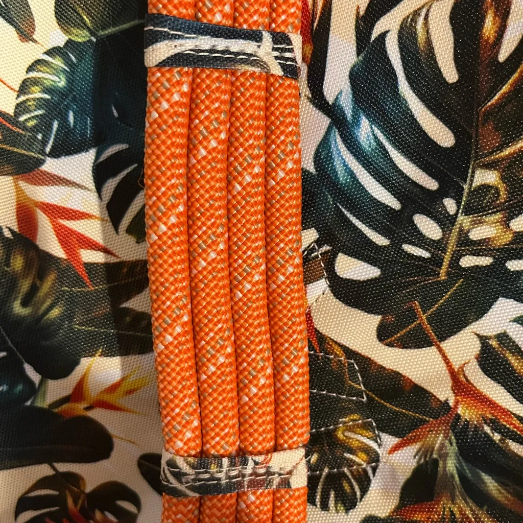 KAVU Rope Sling Bag Island Canopy Adjustable Strap Pockets Tropical Botanical - Image 10