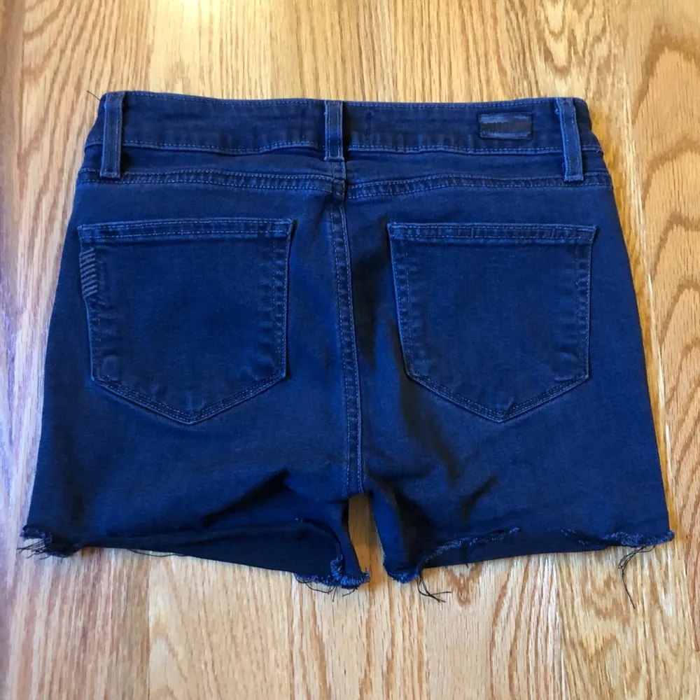 PAIGE cutoff jean shorts size 26 - Image 4