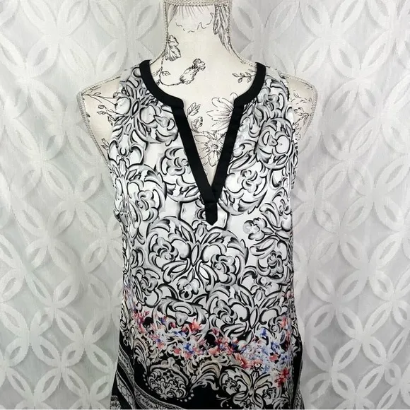 White House Black Market Sleeveless French Romance‎ Printed Tunic Size - 0 - Image 3