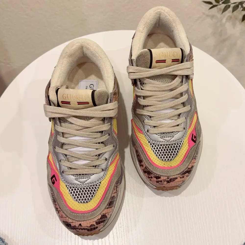 Authentic Gucci Ultrapace Pink Multi Leather Metallic Snake Print Sneaker 36.5 - Image 2