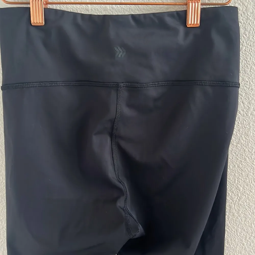 All in Motion Black Active 7/8 Tight Waist Inner Pocket Small - Image 5