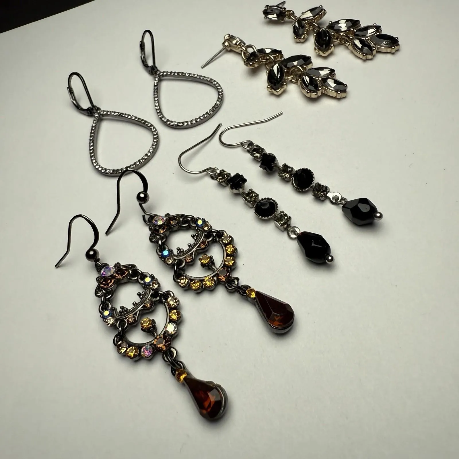 Rhinestone Sparkle Dangle Drop Pierced Earrings Lot Of 4 Mix - Image 10