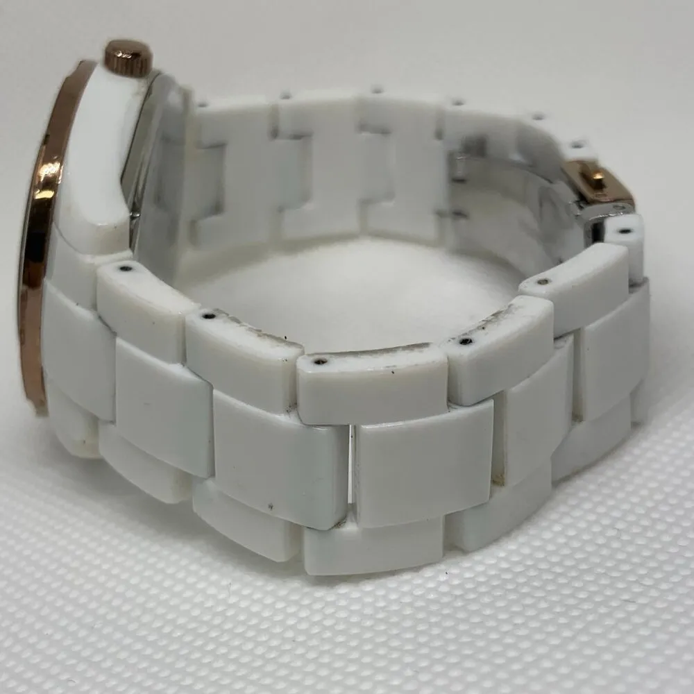 Relic women white rose gold tone wrist watch 37mm case day date hours running - Image 4