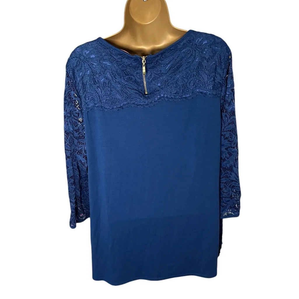 Dressbarn Lace Overlay Scoop Neck Top Zip Back Teal 1X - Image 2