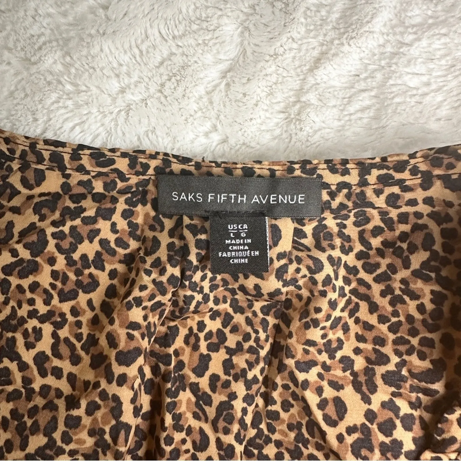 Saks Fifth Avenue Size Large Wild Brown Leopard Print Blouse Top Casual Career - Image 7