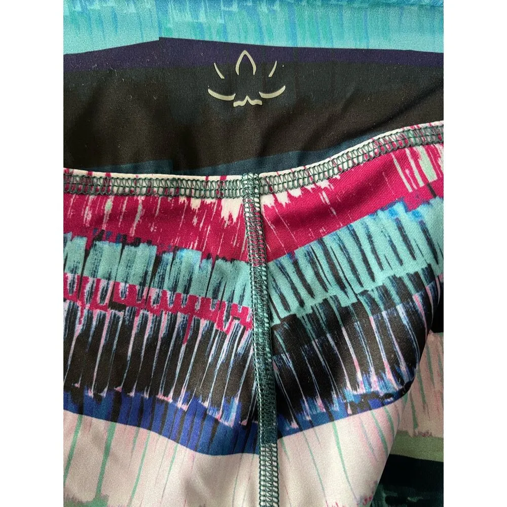 Beyond Yoga Leggings Women's Small Capri Palm Shadow Lux Print Activewear - Image 6