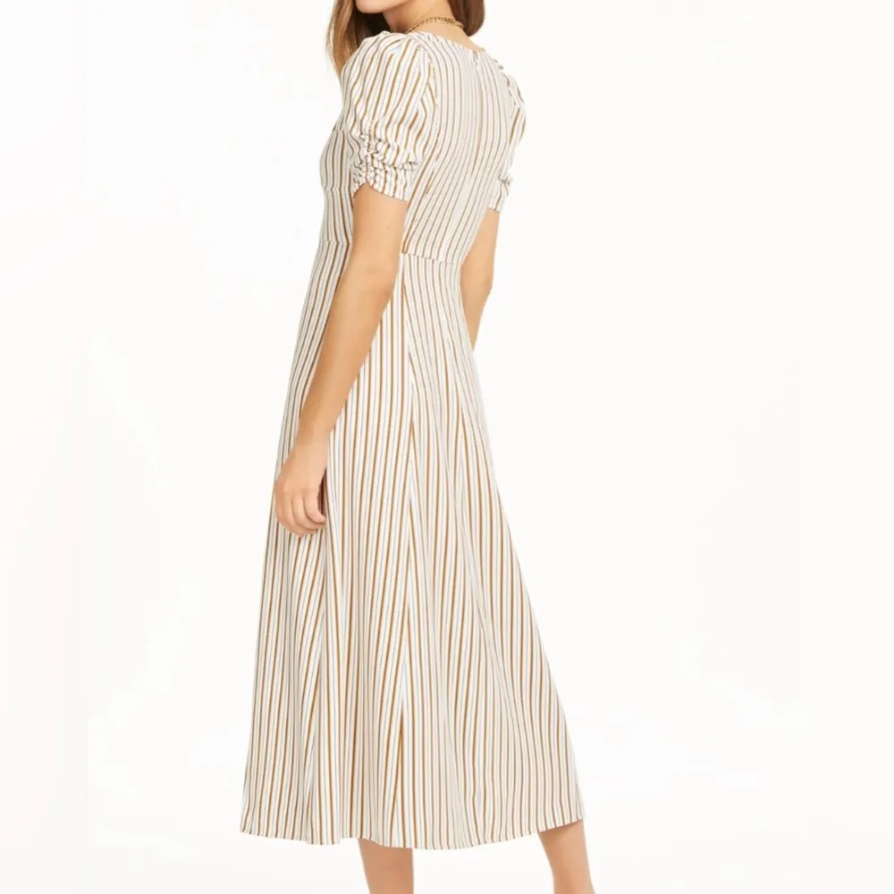 Danielle Bernstein slit dress with short sleeves - Image 2