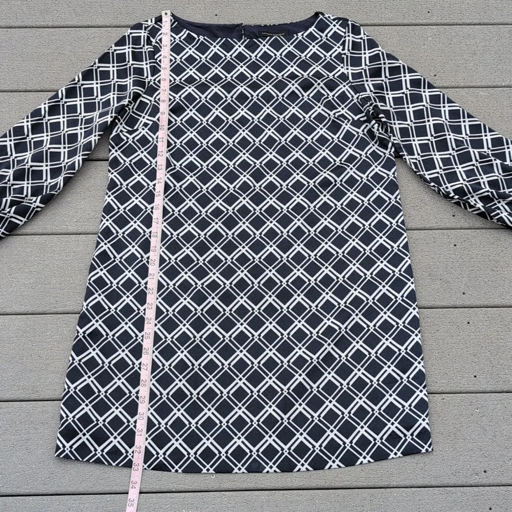 Banana Republic 10P Longsleeve Geometric Dress - Image 10
