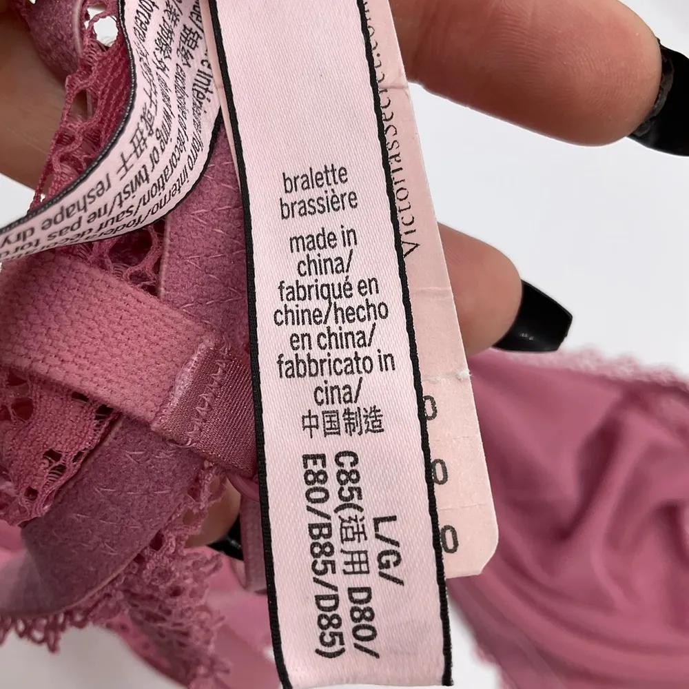 NWT VICTORIAS SECRET BRALETTE - Image 3