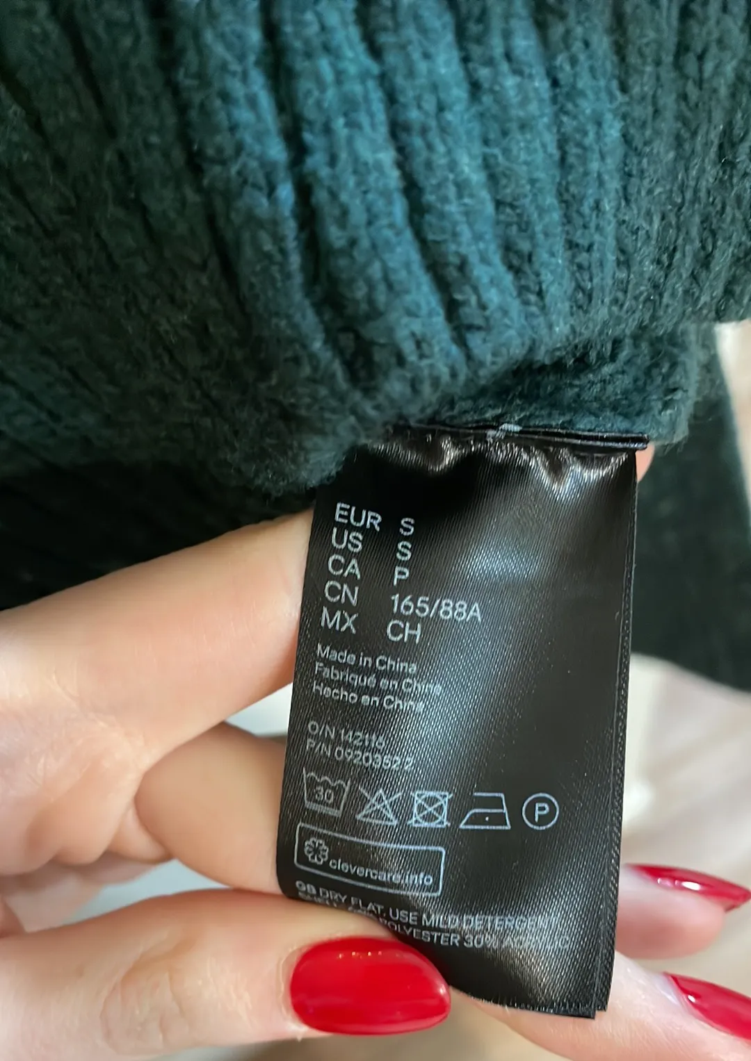 H&M Green  Turtleneck - Image 5