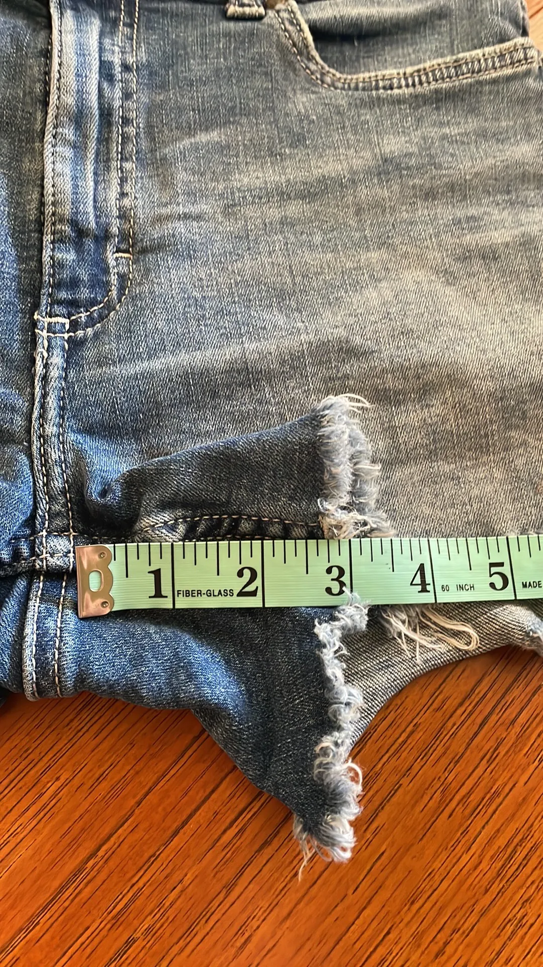 Wrangler high Waisted Shorts - Image 10