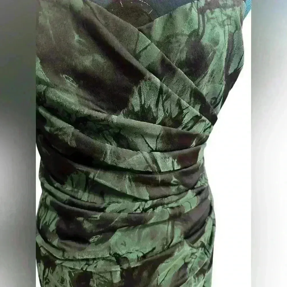 Teri Jon Rickie Freeman Green & Black Stretch Ruched Cocktail Dress NWT 6 - Image 4