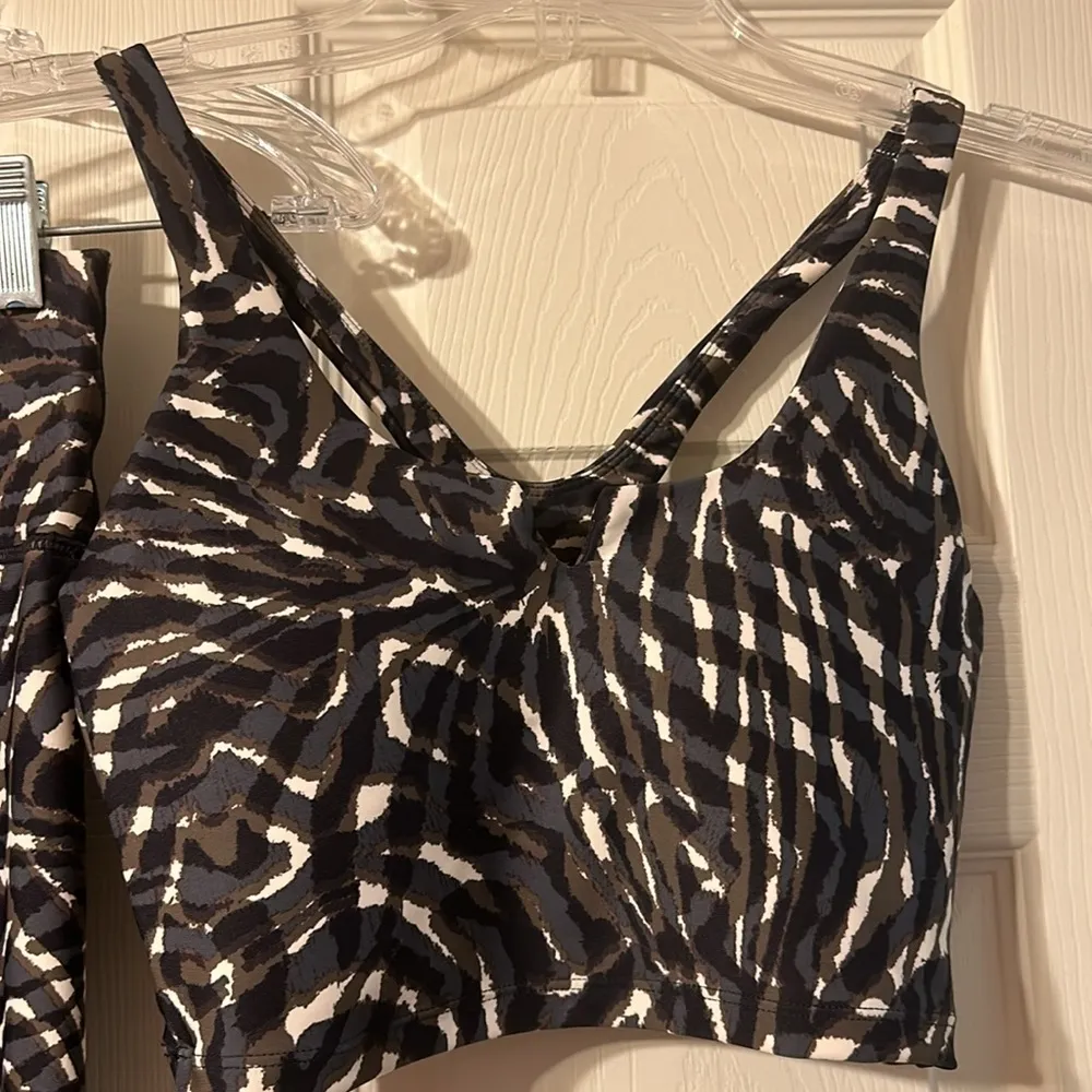 NWT SAGE Collective Tiger Spot Legging Set XS - Image 3