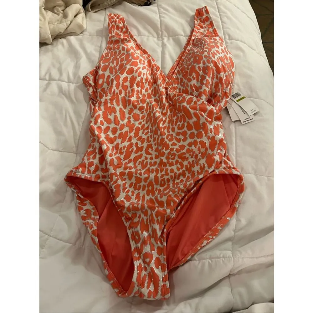 NEW 1 Pc Carmen Marc Valvo smooth Shaping Liner Swimsuit Padded 14 $144 - Image 3