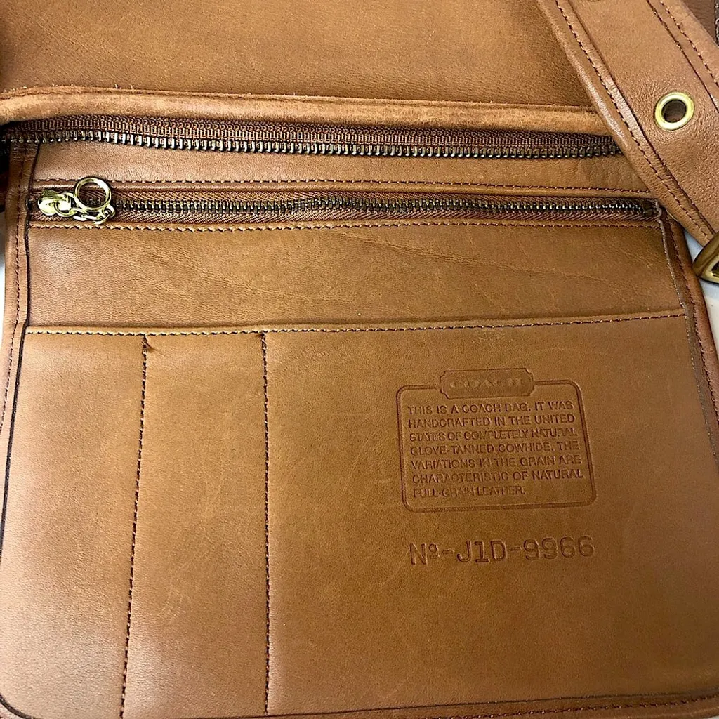 Vintage COACH Legacy Zip Camel Glove-Tanned Leather Shoulder Bag USA 9966 - Image 6