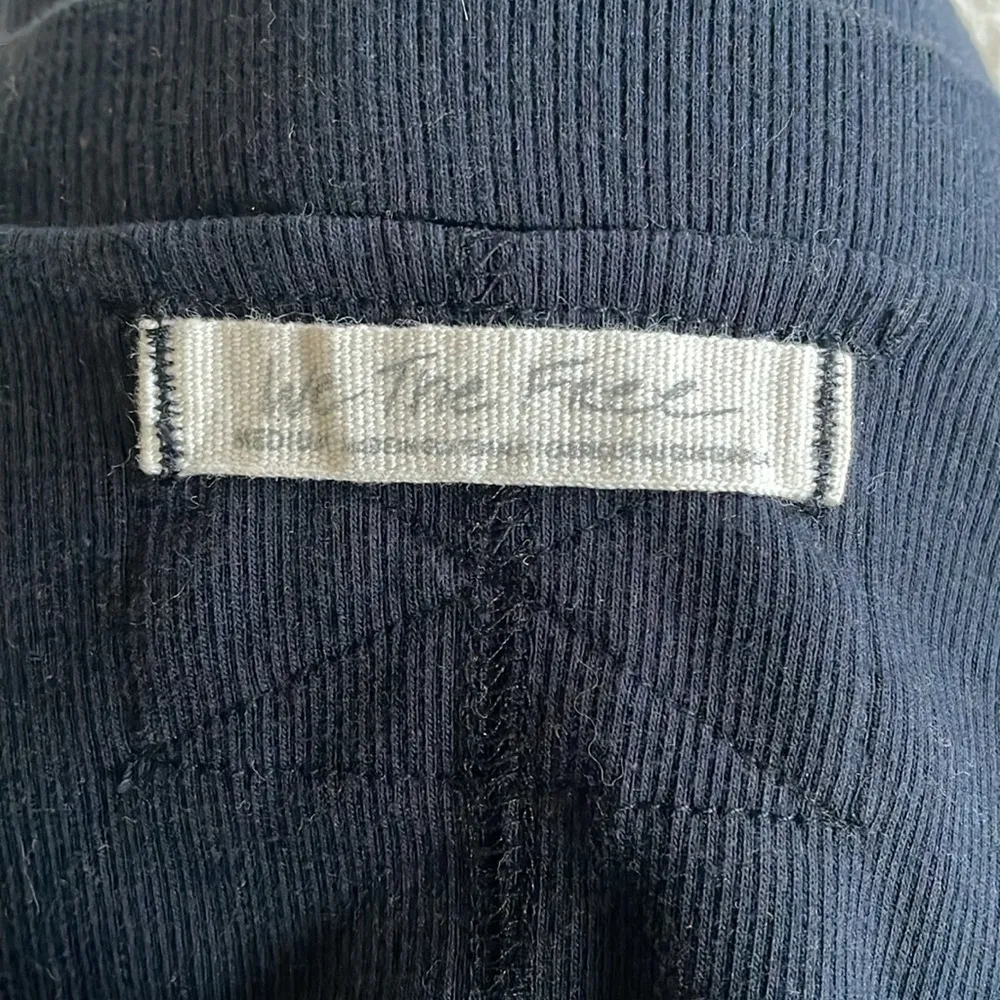 Cutest Simple Black Fitted Free People Tank Top - Image 9