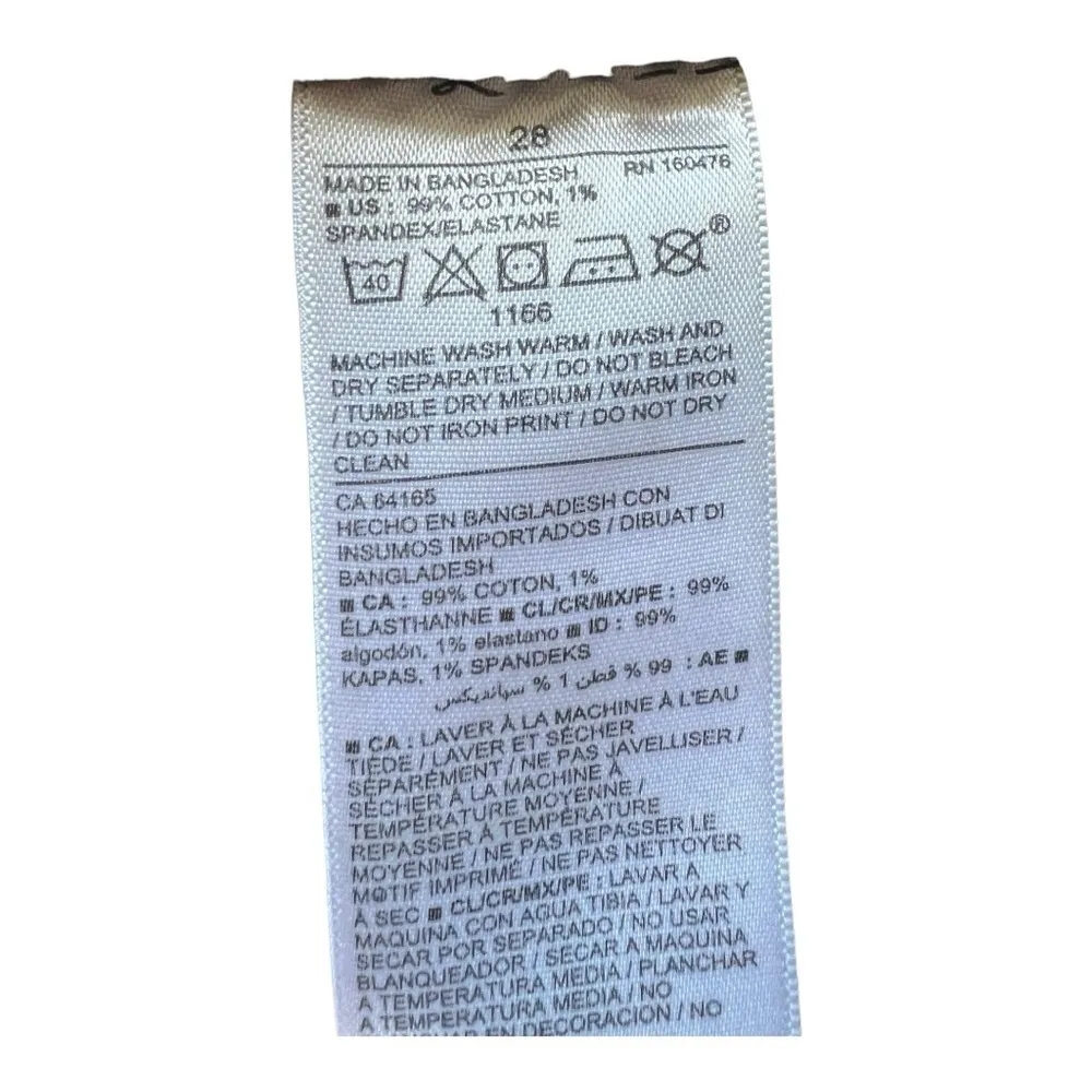 BLACK short solid denim cut off straight high rise size 28, - Image 7