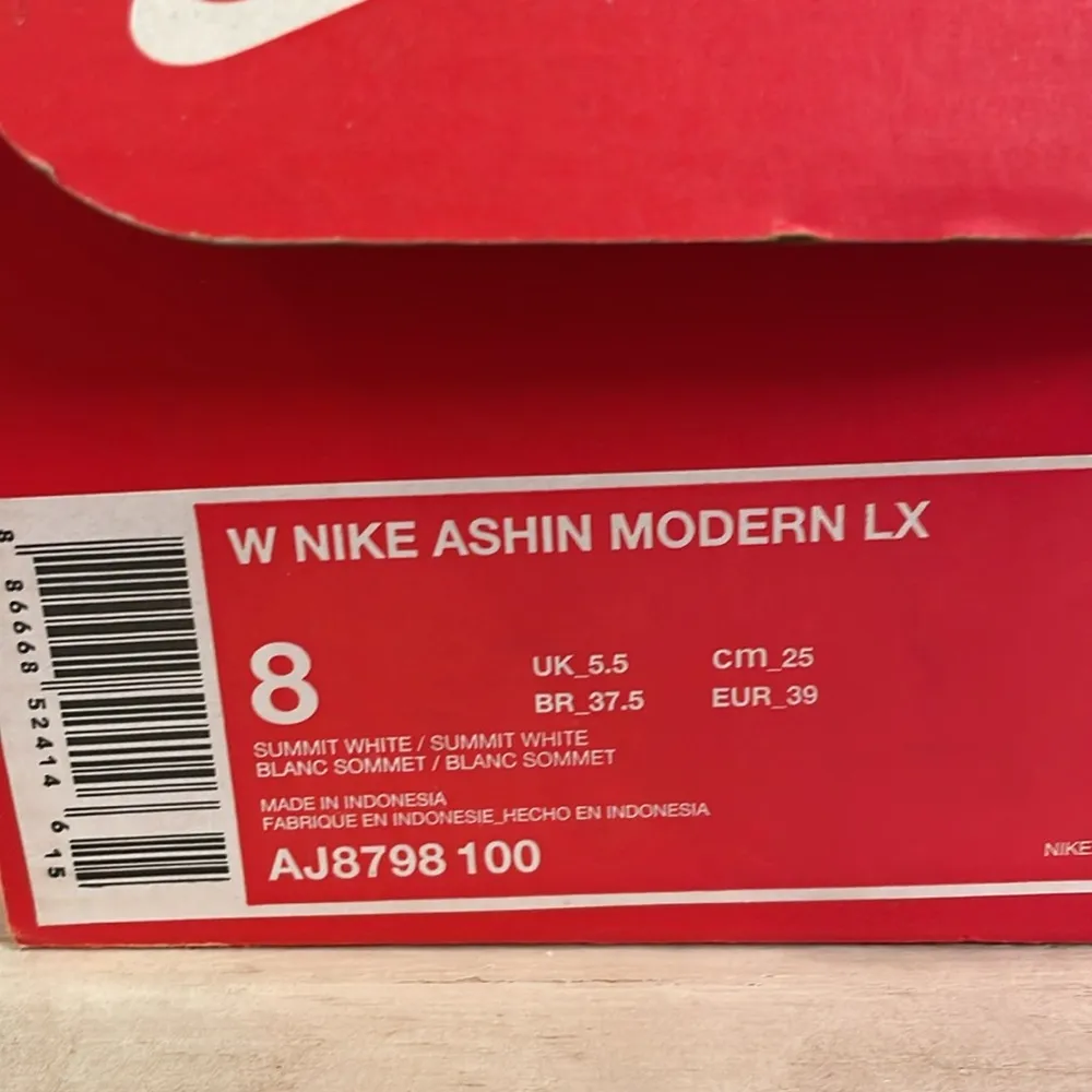 Nike Ashin Modern LX Triple Sneakers White NEW in box - Image 12