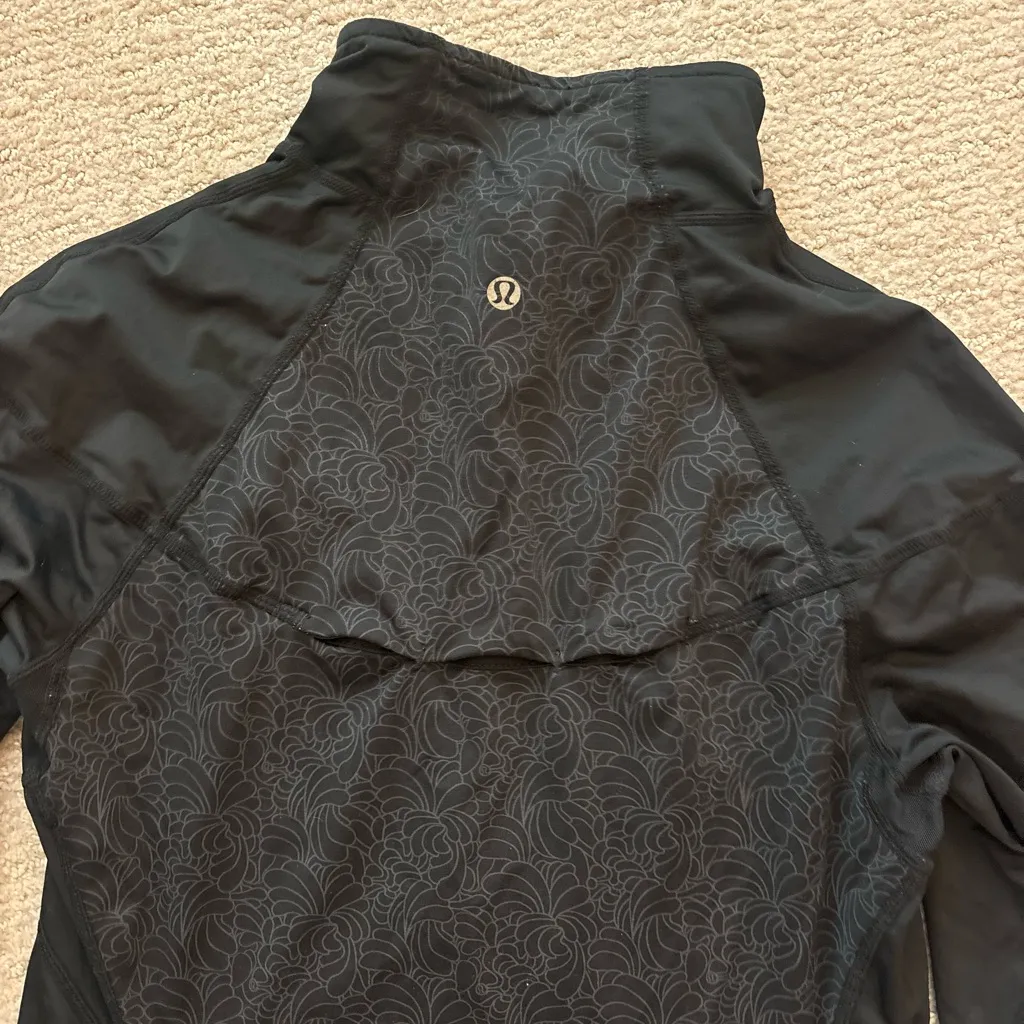 Lululemon Women's Black Quarter Zip - Image 5