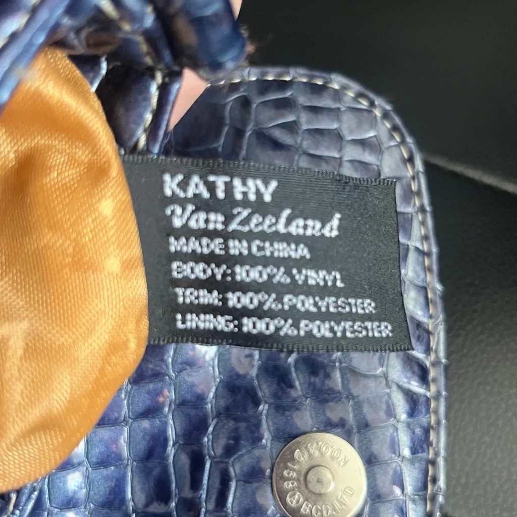 Kathy Van Zeeland Blue Croc Embossed Crossbody Bag - Image 7